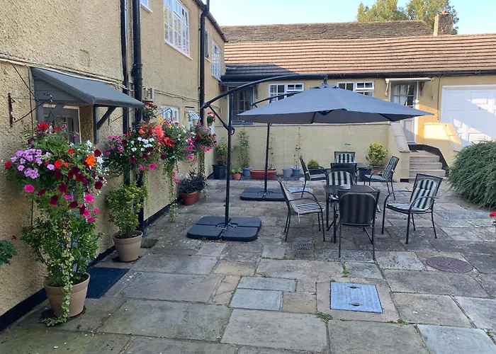 Bridge Farm Hotel
